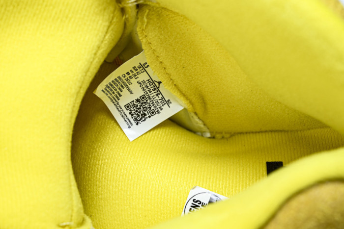 Air Jordan 5 Retro HQ7978-701