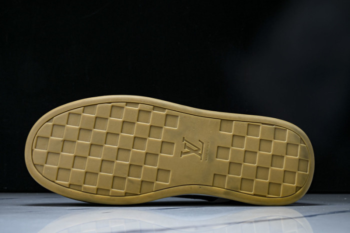 LV SNEAKER  FOR-LV402