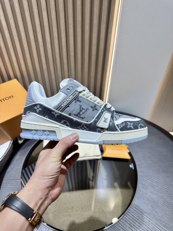 LV SNEAKER LOW FOR-LV154