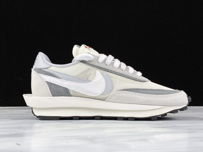 Nike LD Waffle Sacai Summit White  BV0073-100