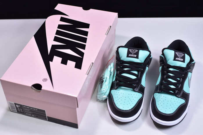 nike sb x D1am0nd dunk  ＂t*f*ny＂ 304292-402