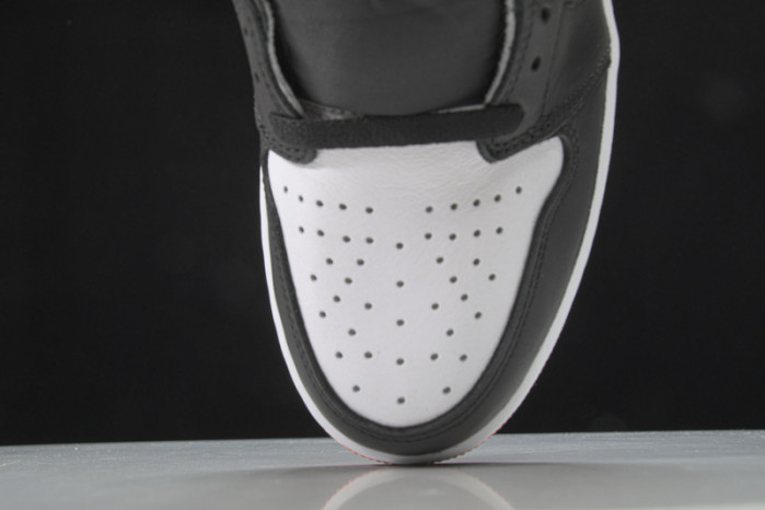 Air Jordan 1 Retro High Electro Orange 555088-180