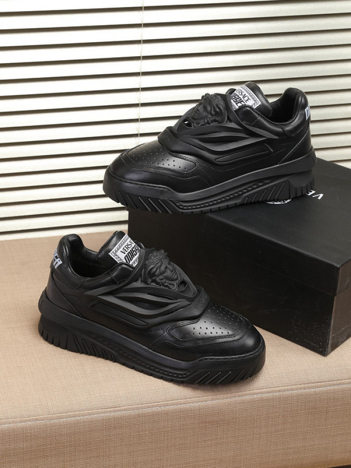 VERS SNEAKERS   112802