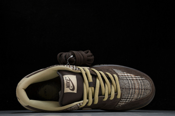 Nike SB Dunk Low Pro 