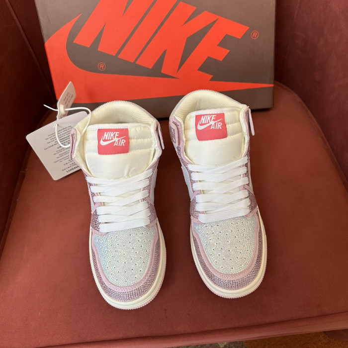 AIR JORDAN 1 RETRO  AJ-02