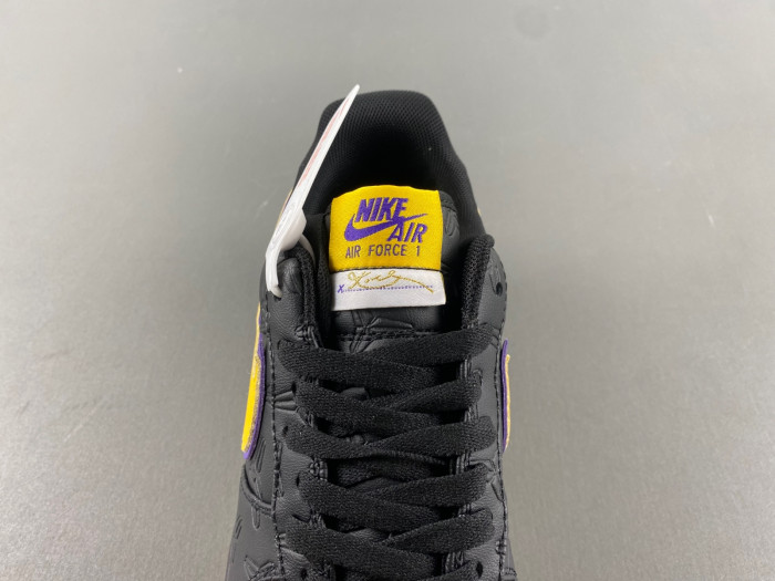 Kobe Bryant x Nike Air Force 1 Low  HV5122-001
