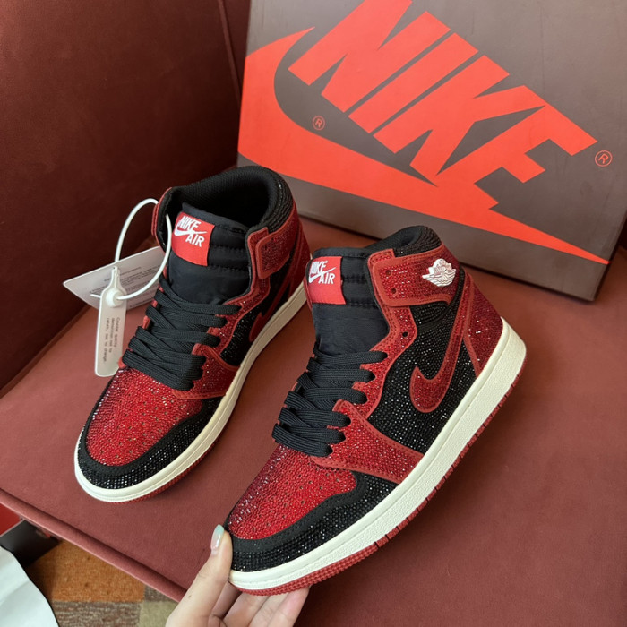 AIR JORDAN 1 RETRO  AJ-07