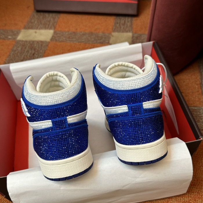 AIR JORDAN 1 RETRO  AJ-19