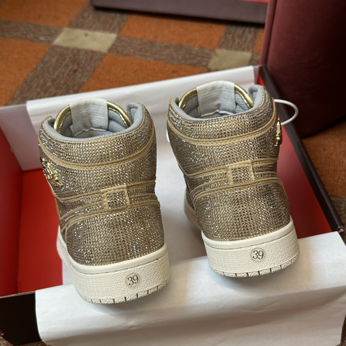 AIR JORDAN 1 RETRO  AJ-20