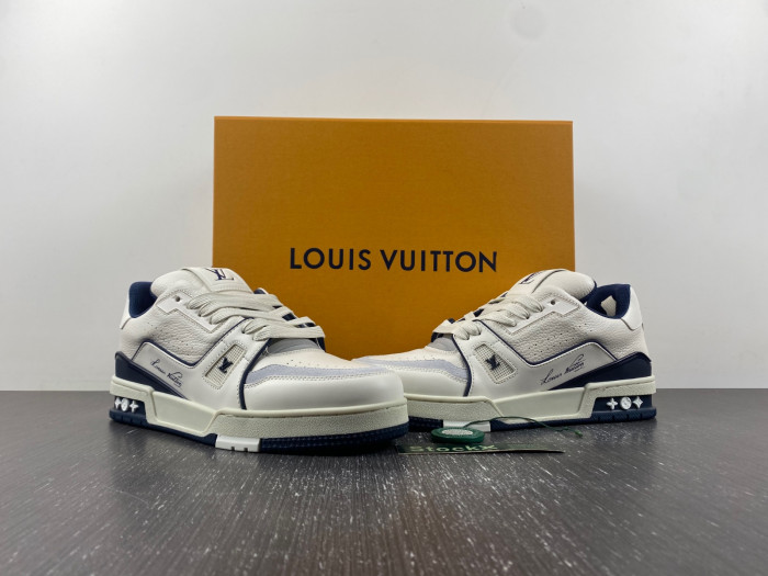 LV SNEAKER LOW   120402