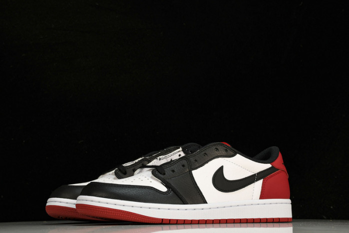Air Jordan 1 Low OG“Black Toe”  CZ0790-106