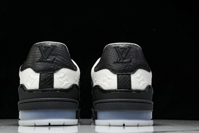 LV SNEAKER LOW FOR-LV205