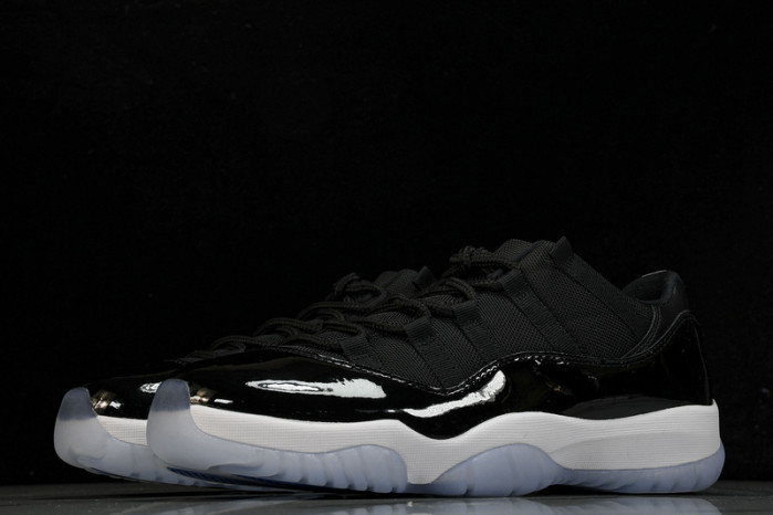 Air Jordan 11 Low "Space Jam"  FV5104-004