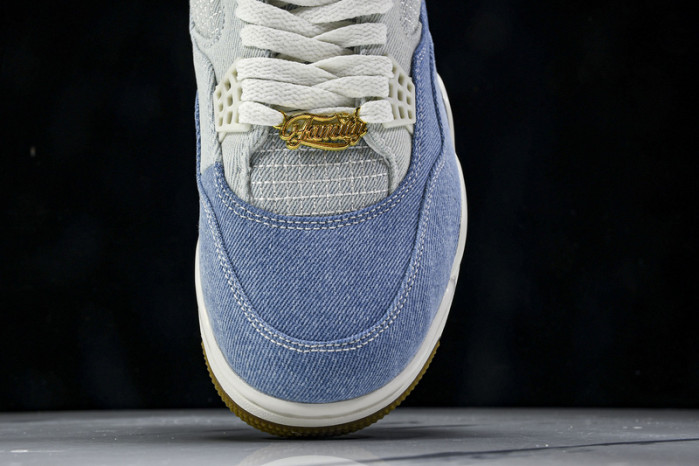 Air Jordan 4 Denim "Worn Blue” IB6716-100