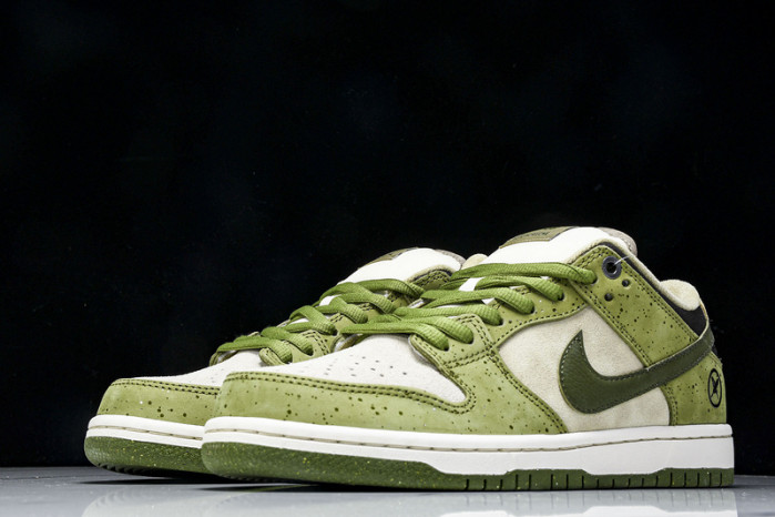 Yuto Horigome × Nike SB Dunk Low Pro QS Matcha HF8022-300
