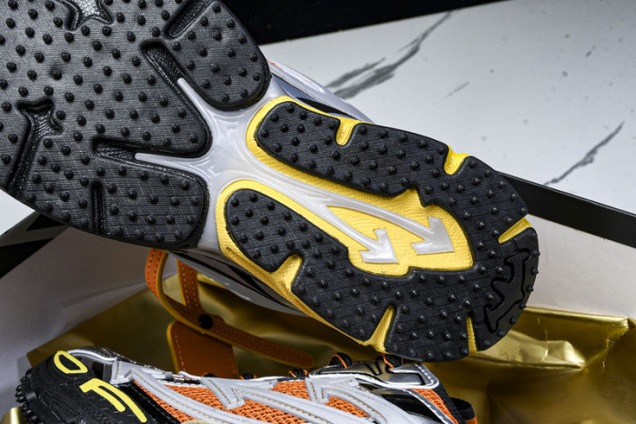 OF C/O  SNEAKER  FOR-041101