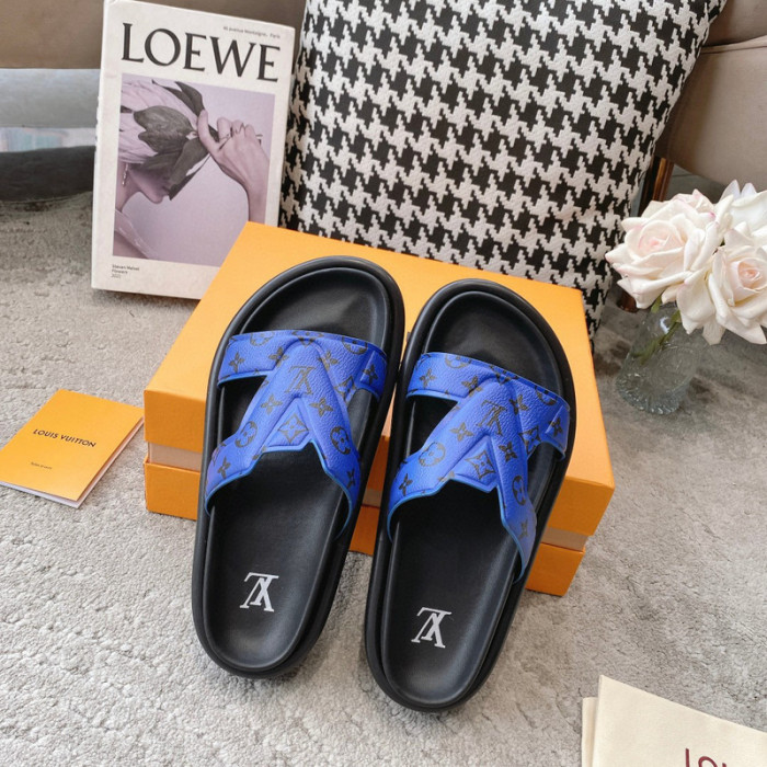 LV SLIPPERS