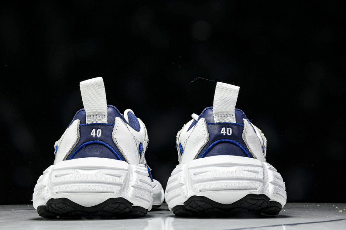 BLCG MONDAY  WDWTS4090