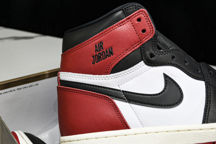 Air Jordan 1 High OG “Black Toe Reimagined”  DZ5485-106