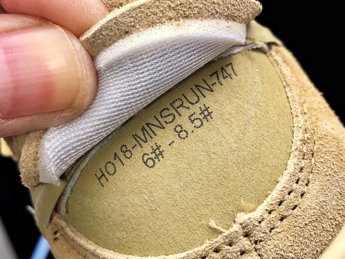 OF Nike Air Max 90 Desert Ore AA7293-200