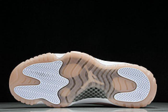 Air Jordan 11 Low WMNS “Legend Pink”   AH7860-160