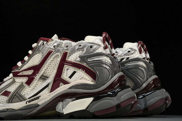 BLCG RUNNER    677402-W3RBB-9069