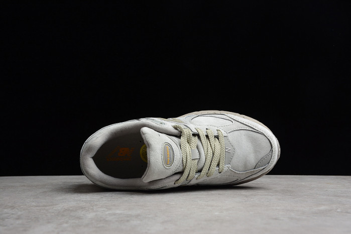 New* Balance WL2002   M2002RP