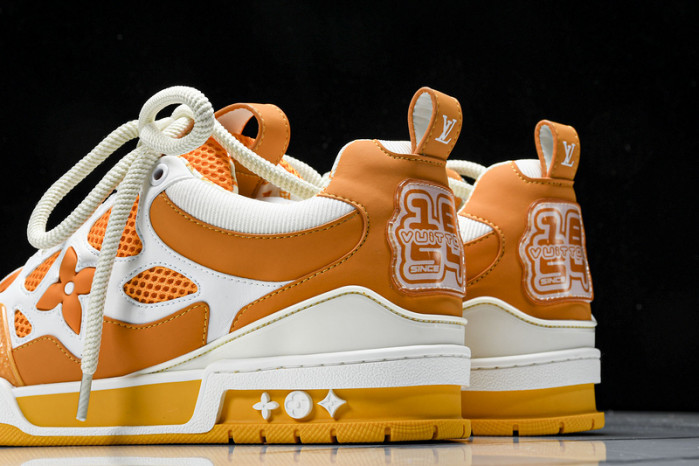 LV SNEAKER LOW  012402