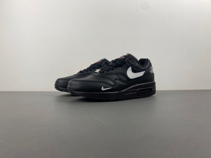 Svp*me x nike air max 1 '87  hf8813-001
