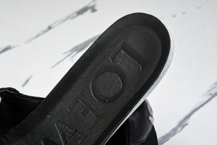 L*0ewe Ballet Runner  LW-FOR03