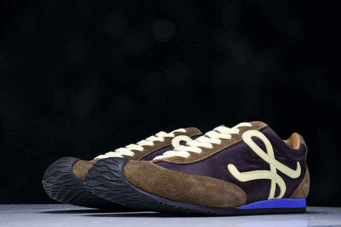 L*0ewe Ballet Runner  LW-FOR12