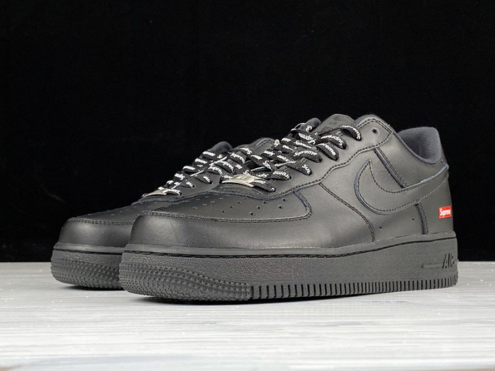 Svp*me x nike air force 1  cu9225-100-001
