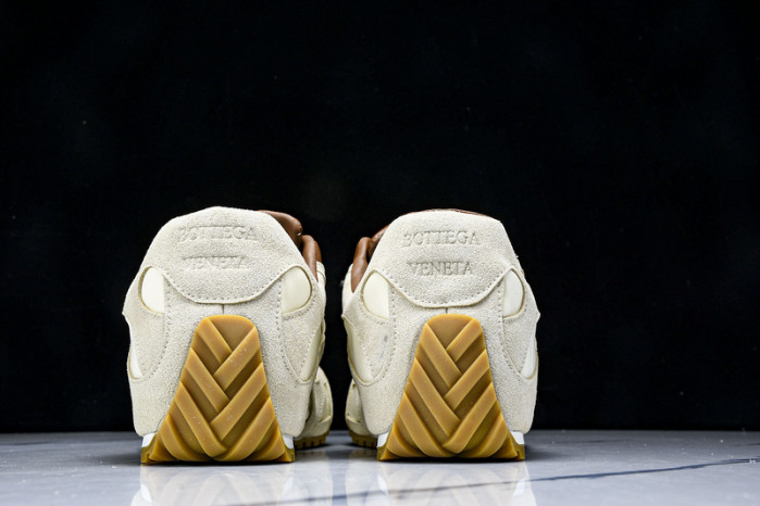 b0tt*ga Ven*ta  sneaker