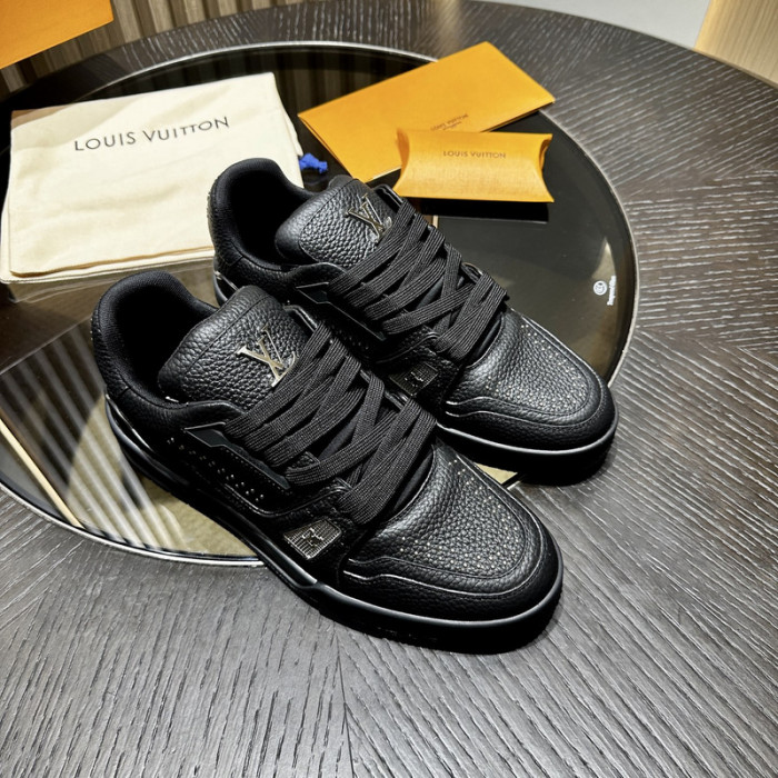 LV SNEAKER TRAINER   FOR-LV322