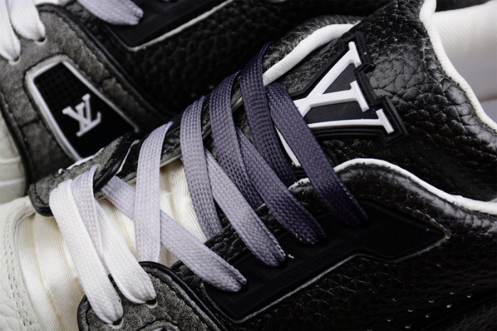 LV SNEAKER LOW YEE-016