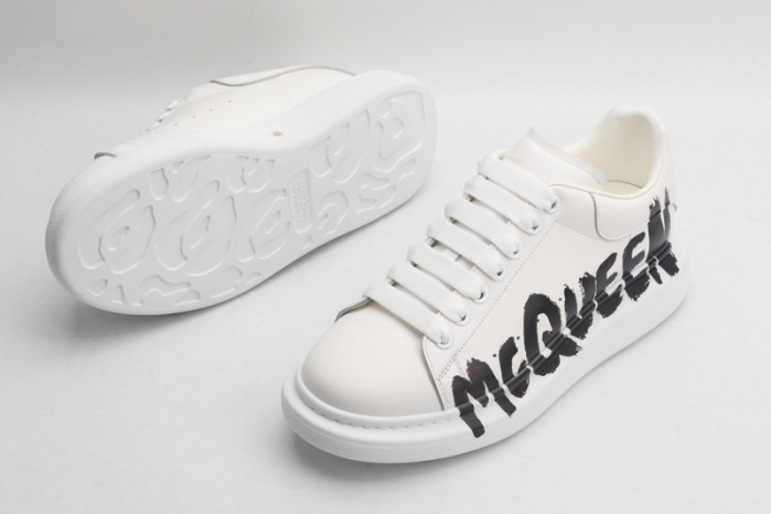 MQ Sneakers