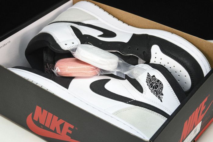 Air Jordan 1 Retro High OG“Bleached Coral”  555088-108