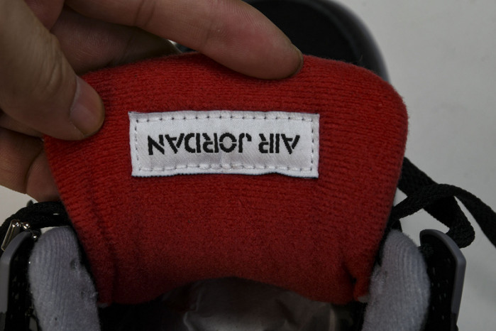 Air Jordan 4 “Bred Reimagined”  FV5029-006