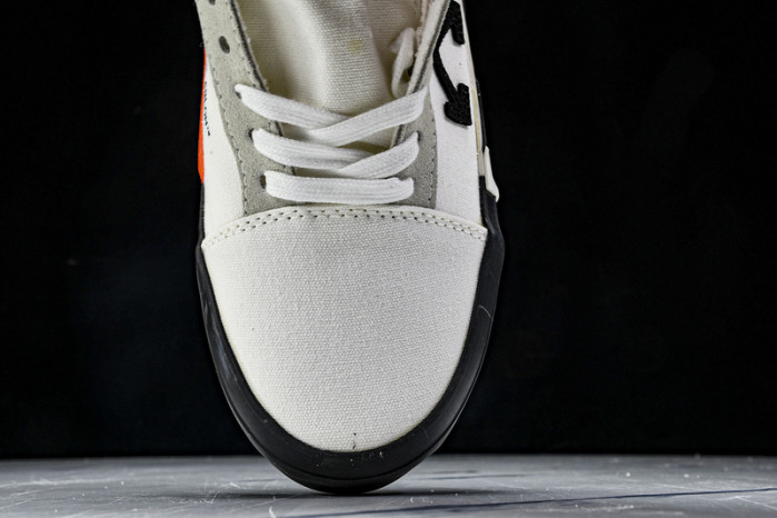 OF X  c/o Virgil Abloh Vulc Low Top 070901