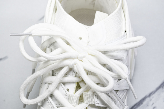 BLCG Track 786281 W3CO1 2000