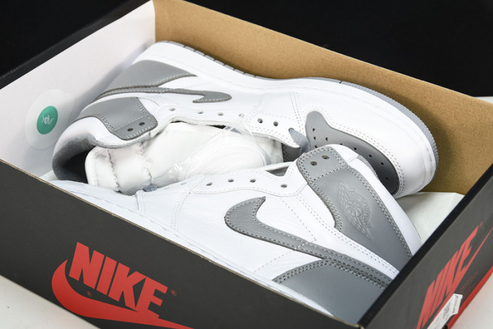 Air Jordan 1 High OG "Stealth" 555088-037