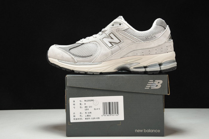 New Balance yeeshoes  ML2002RO