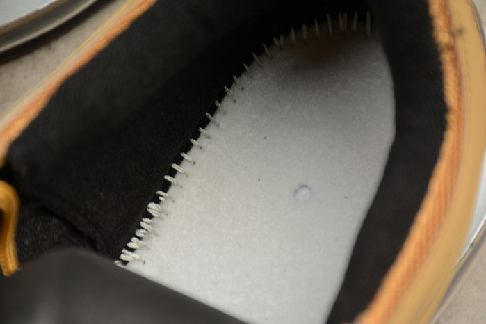 NIKE AIR MAX 97 OG QS METALLIC GOLD 884421-700