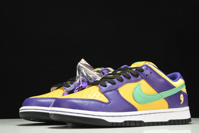 Nike Dunk Low Retro "Lisa Leslie"  DO9581-500