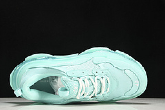 BLCG  Triple S 3.0 W2GA14590