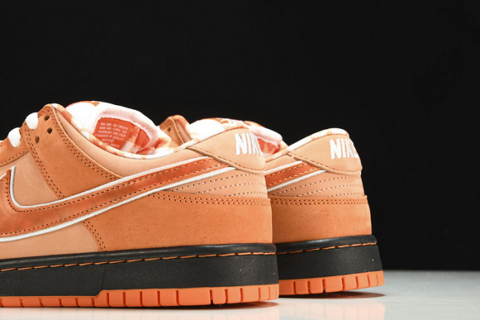 Nike SB Dunk Low “Orange Lobster”  FD8776-800