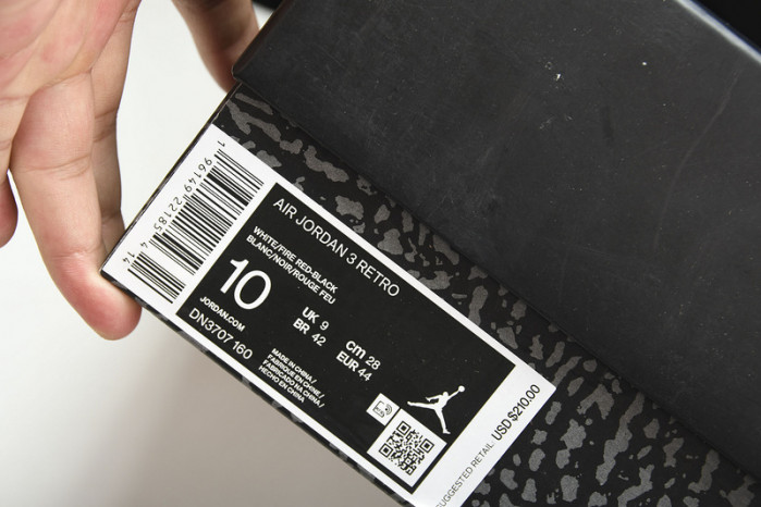 Air Jordan 3 OG “Fire Red” DN3707-160