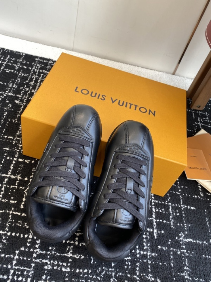 LV SNEAKER Buttersoft  FOR-LV373