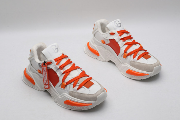 DG SNEAKERS 052503