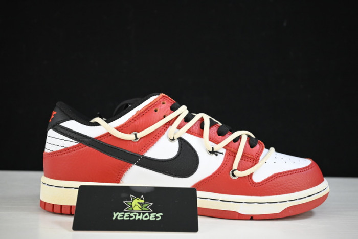 NIKE DUNK LOW  EMB CHICAGO KNICKS DD3363-100